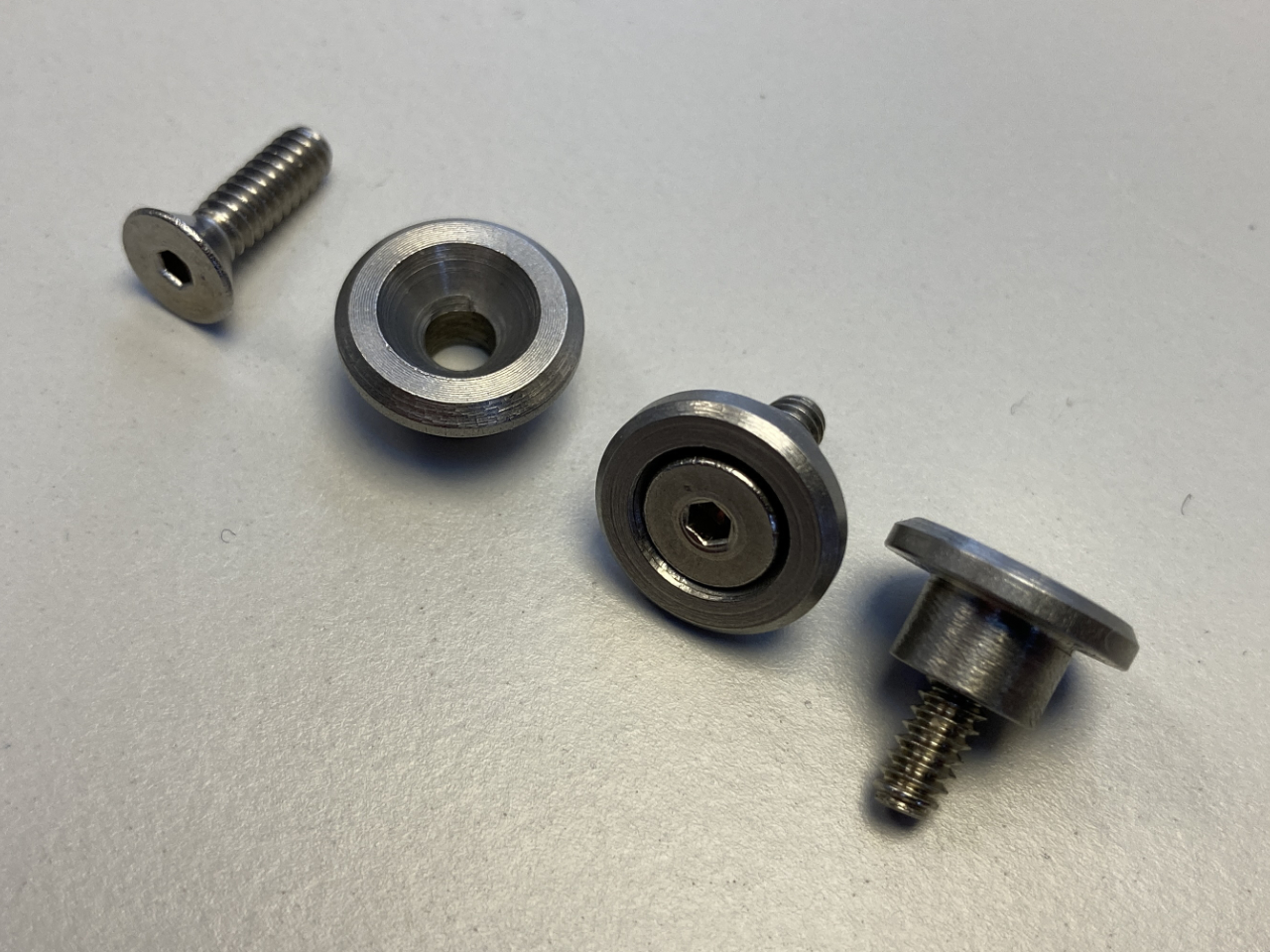 GL strap button